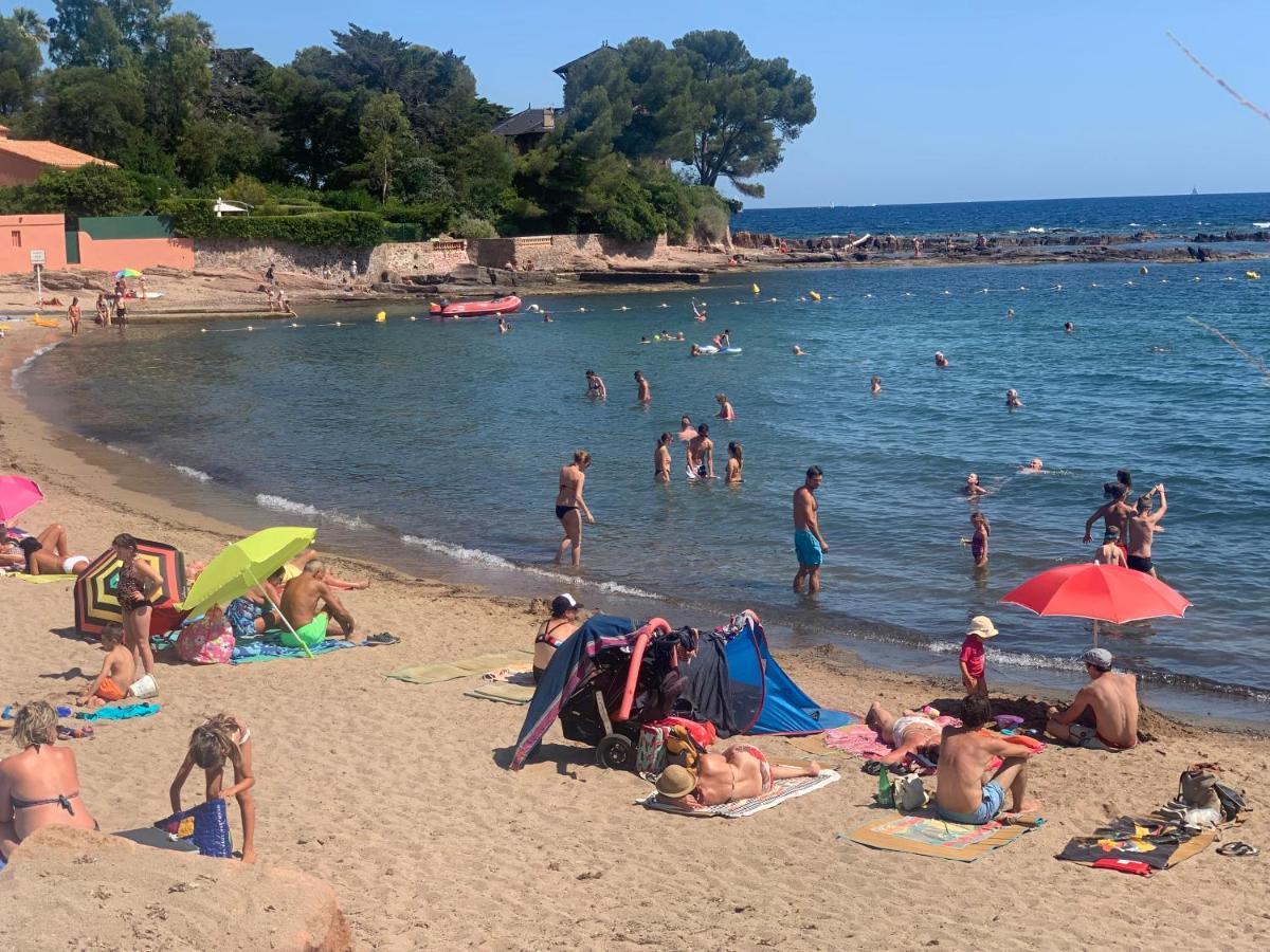 T2 Boulouris -St Raphael, 150 Metres De La Mer Saint-Raphaël 外观 照片