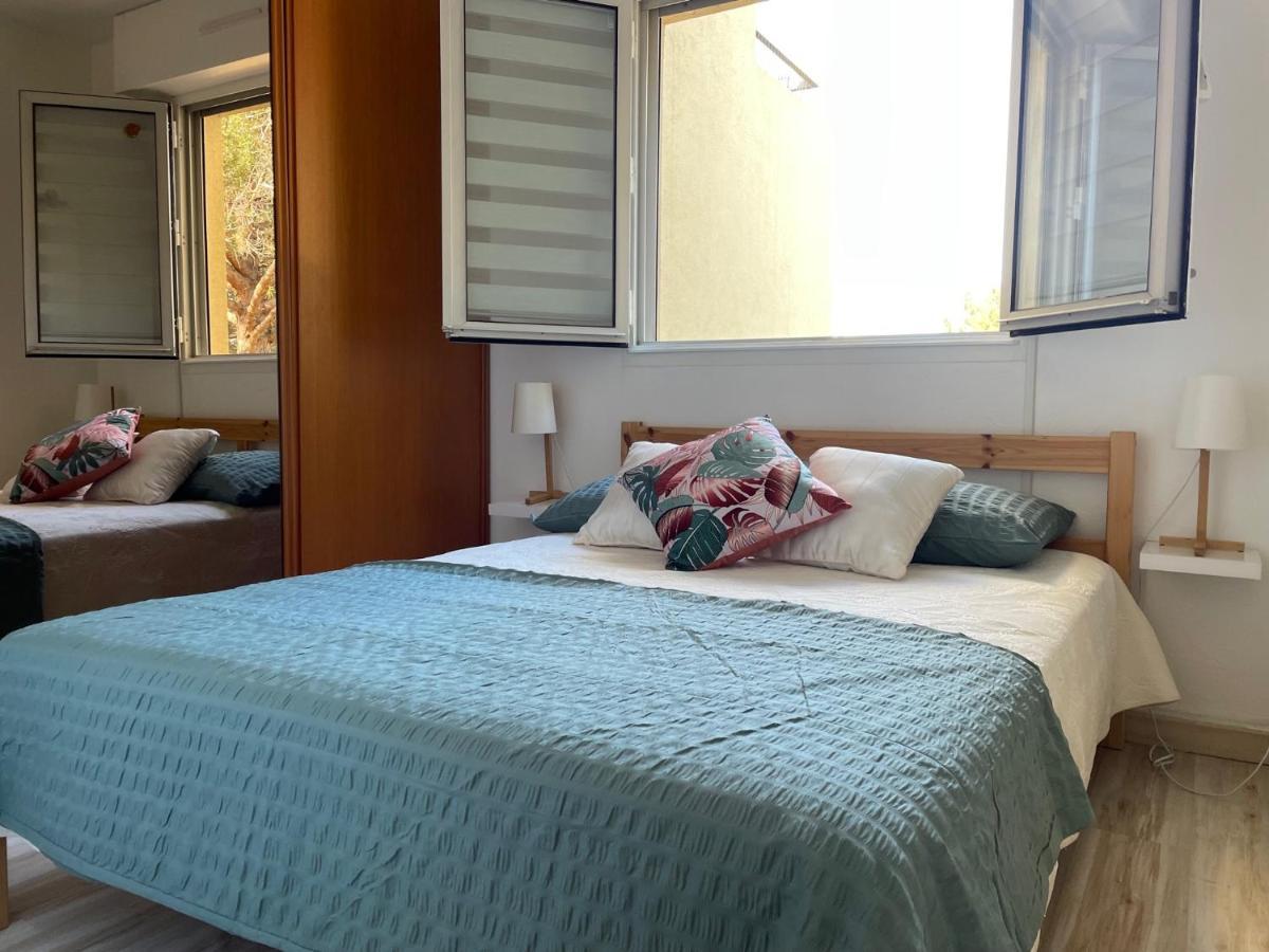 T2 Boulouris -St Raphael, 150 Metres De La Mer Saint-Raphaël 外观 照片